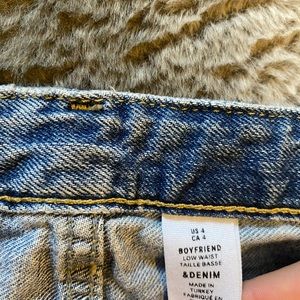 H&M boyfriend jeans